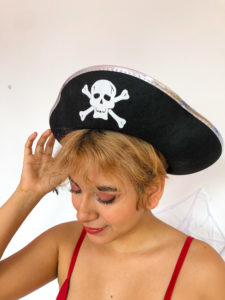 sombrero pirata negro - halloween - ropa gallardo - ecuador
