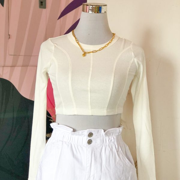 blusa blanca corta y manga larga con cuello redondo - ropa gallardo - ecuador