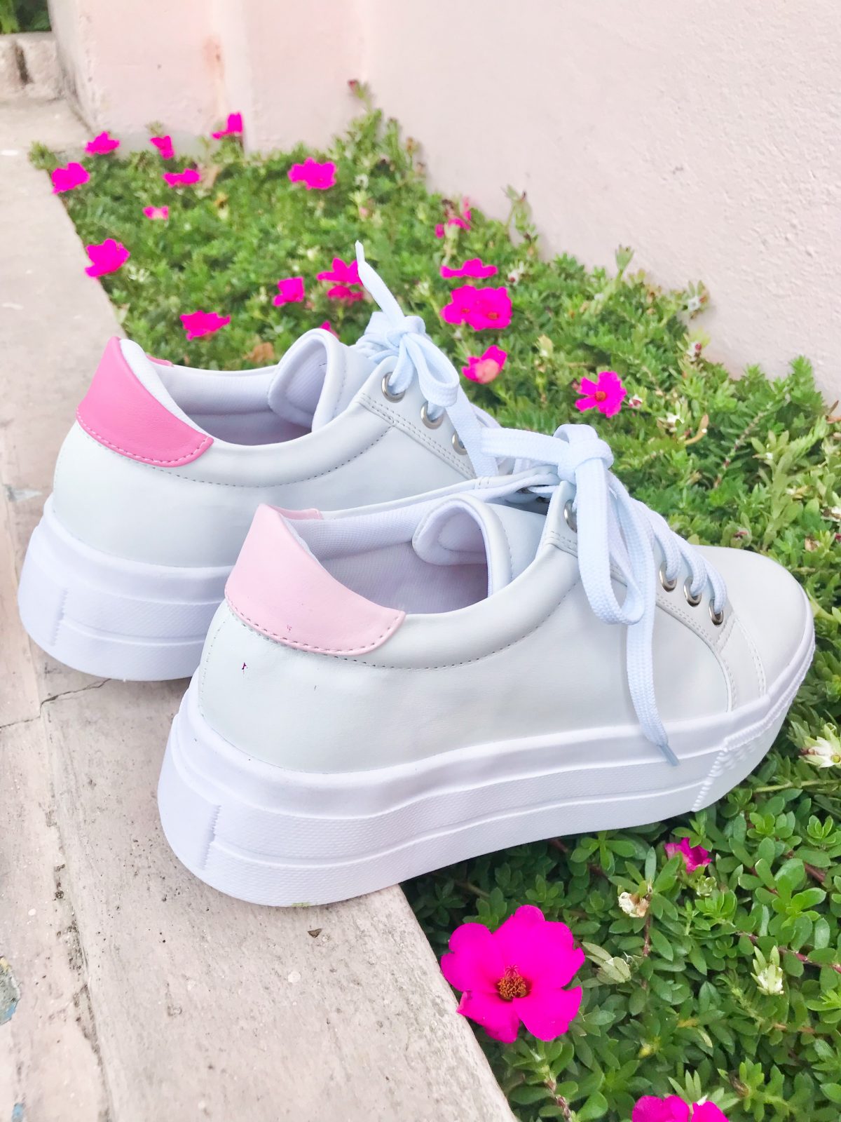 sneakers pink con plataforma, ropa gallardo-ecuador