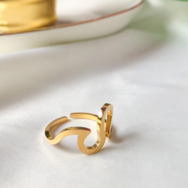 anillo dorado waves, accesorios,rpa gallardo,ecuador