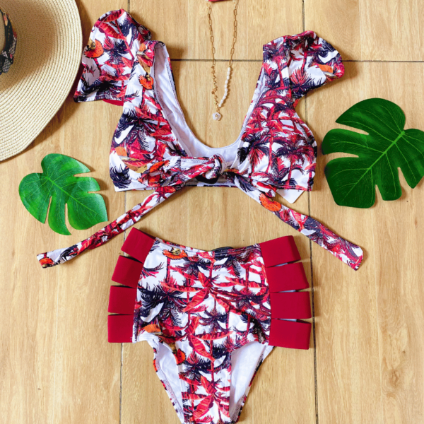 bikini de dos piezas color rojo, ropa gallardo, ecuador