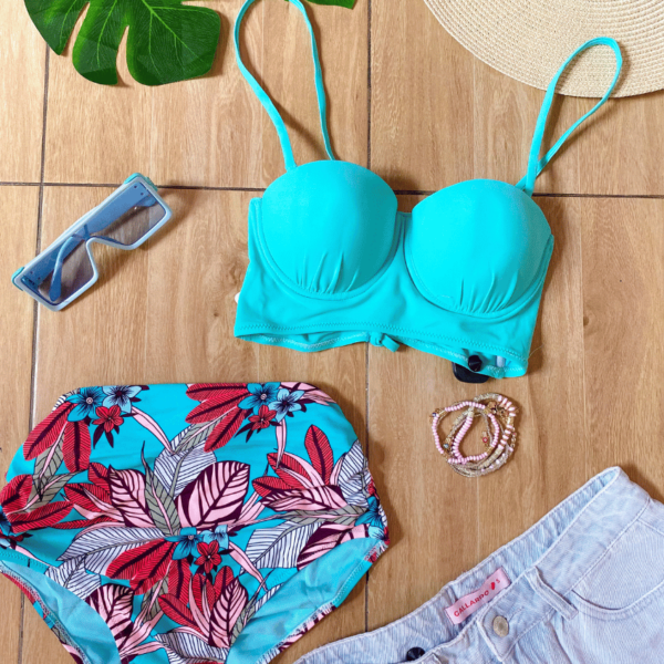 bikini de dos piezas color turquesa, ropa gallardo, ecuador